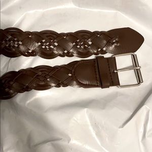Braided brown leather belt